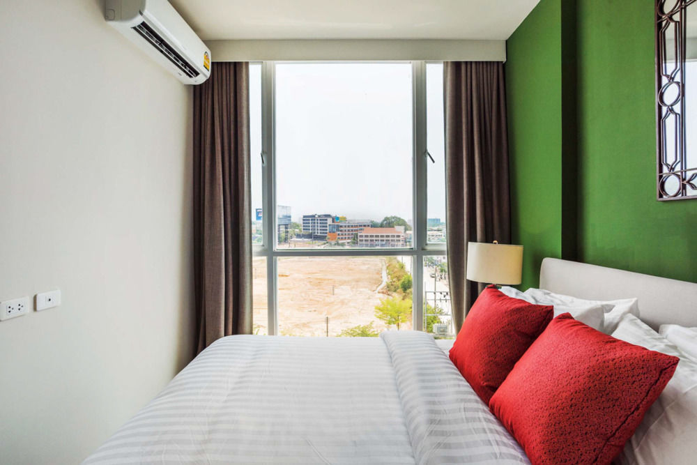 Favstay - The Base Downtown Phuket Luaran gambar