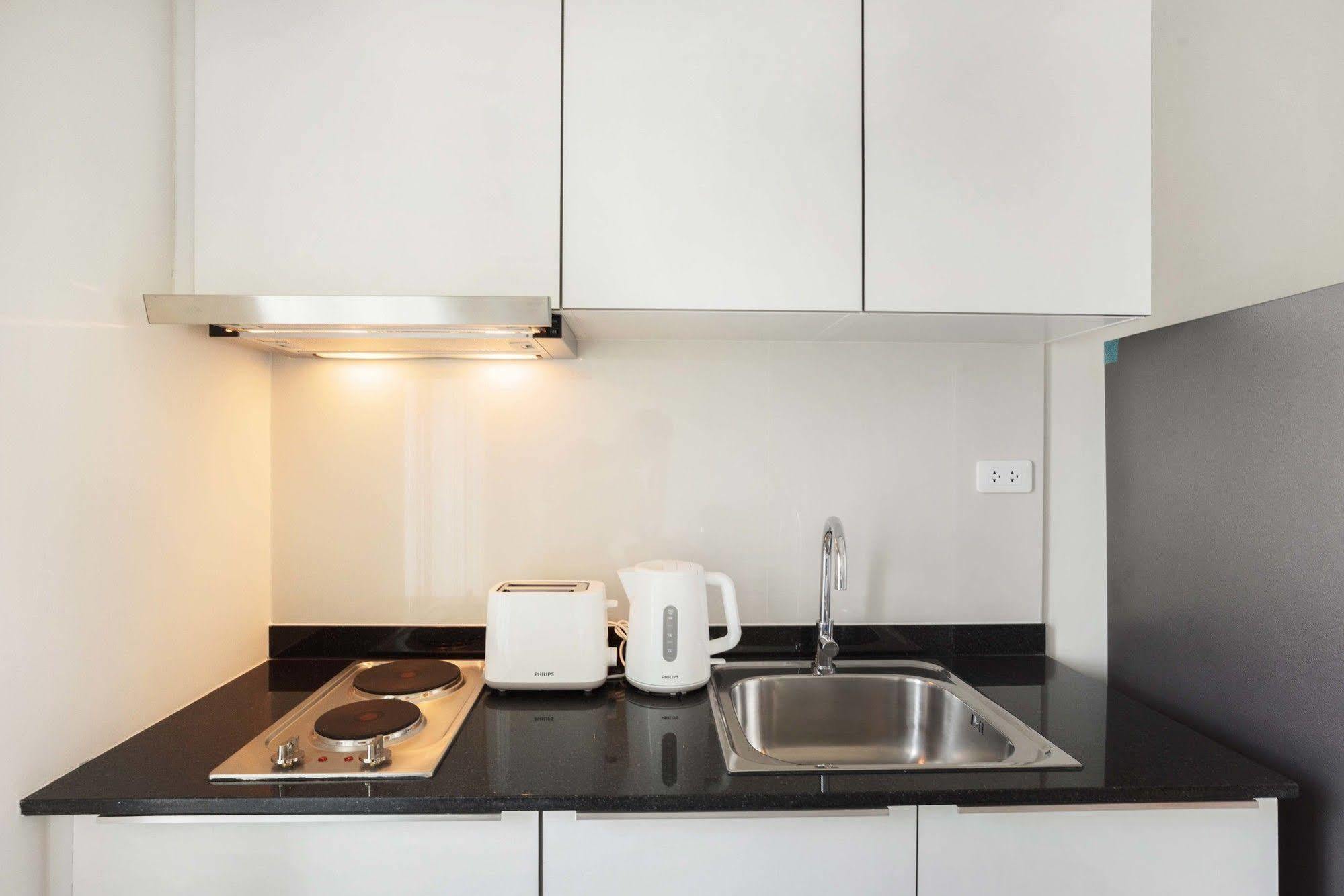 Favstay - The Base Downtown Phuket Luaran gambar