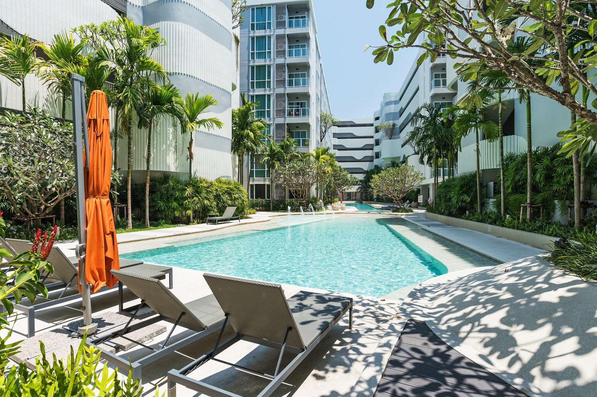 Favstay - The Base Downtown Phuket Luaran gambar